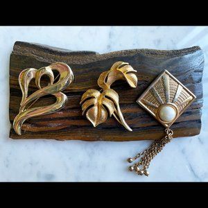 Lot of 3 Vintage Gold Brooches / Pins, Art Deco Sun w/ Fringe, Tropical Leaves